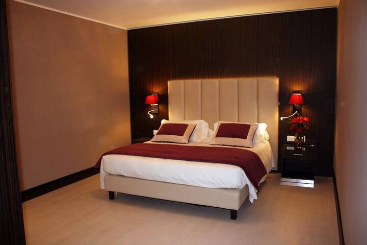 Room 6 of 71