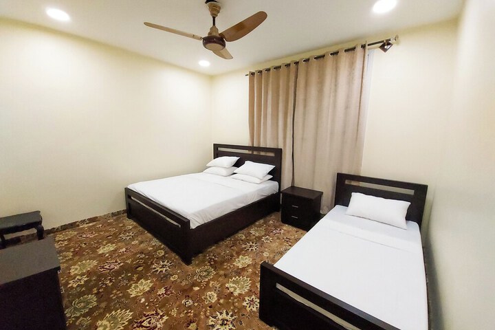 Room 17 of 30