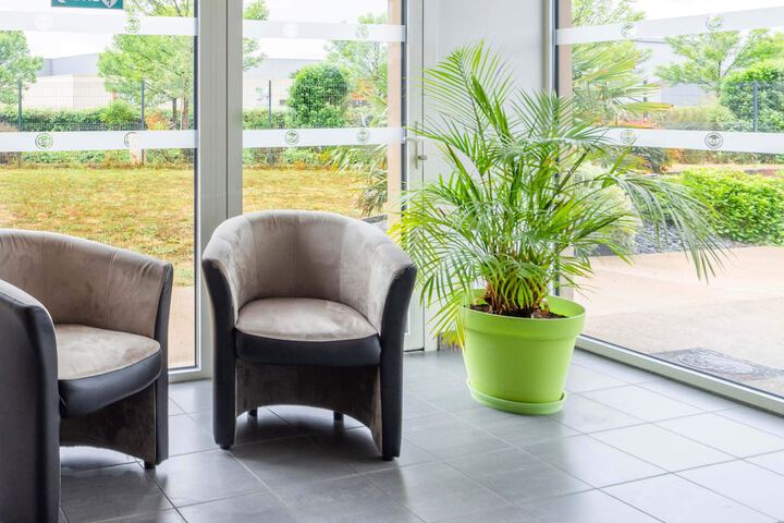 Guest Lobby