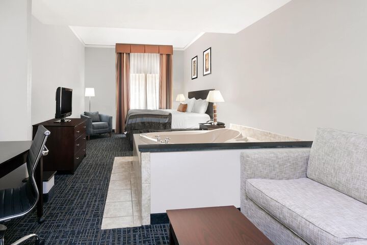 Jetted tub