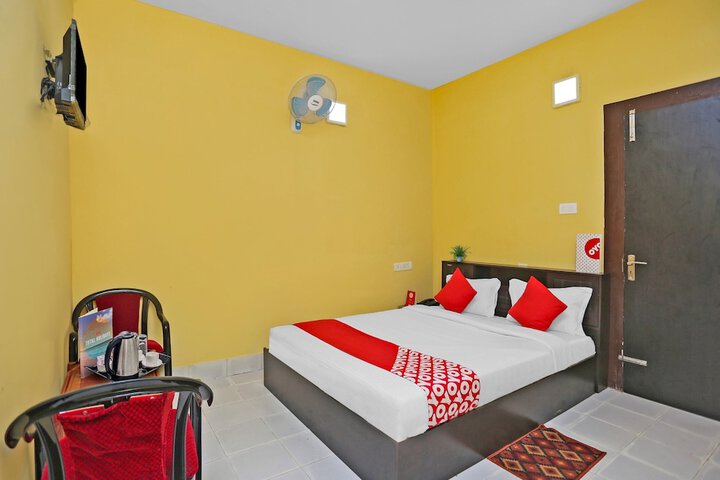 Room 3 of 20