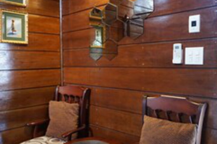 Room 14 of 21