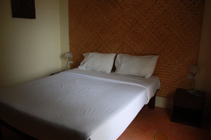 Room 3 of 51