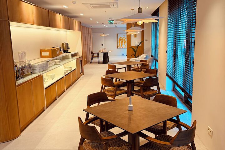 Dining 50 of 71