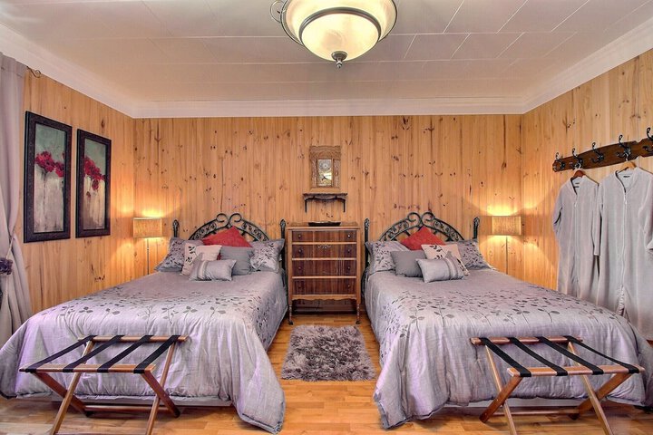 Room 12 of 42