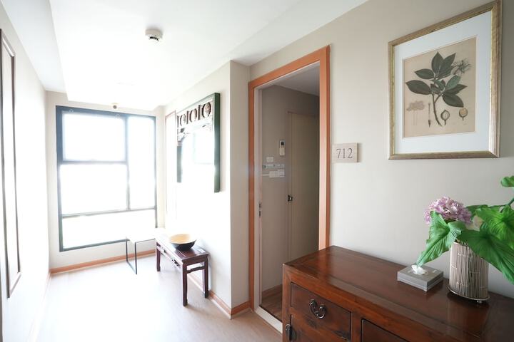 Room 27 of 94
