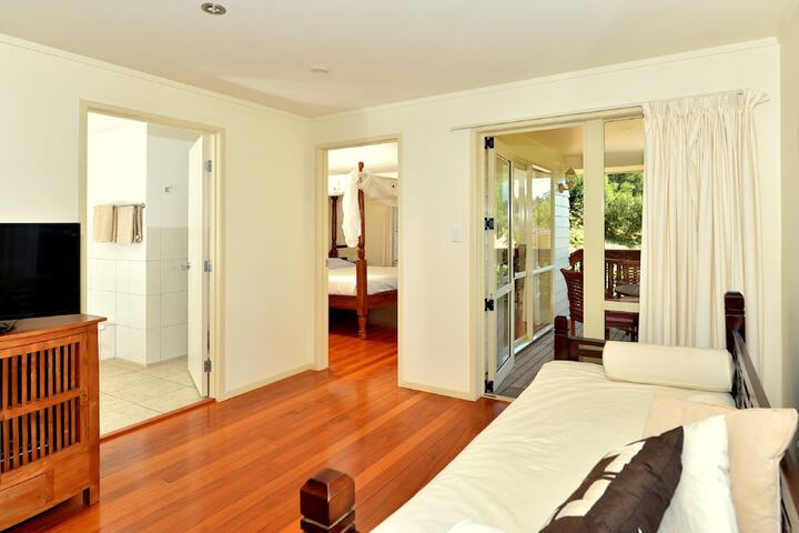 Room 3 of 24