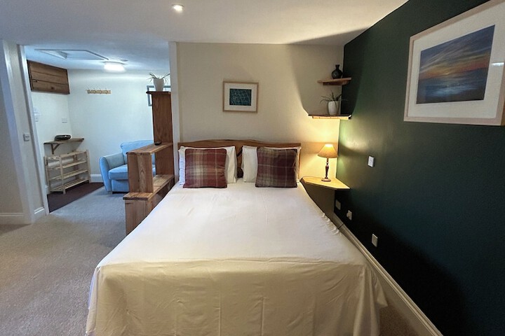 Room 64 of 210
