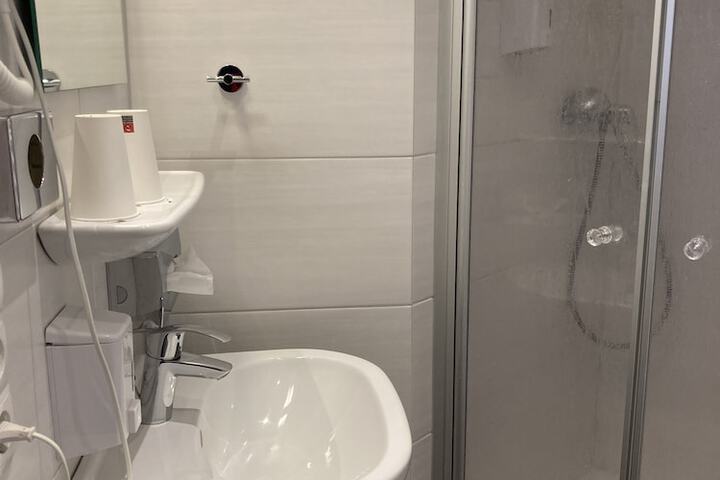 Room 40 of 58