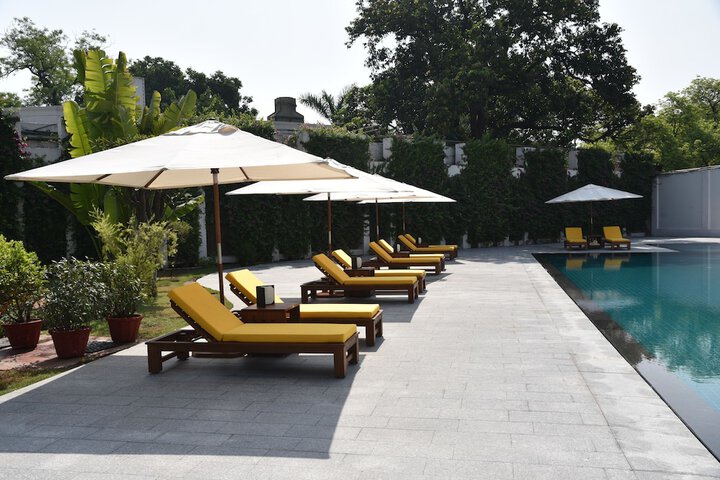 Pool Hotel