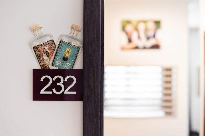 Room 40 of 104