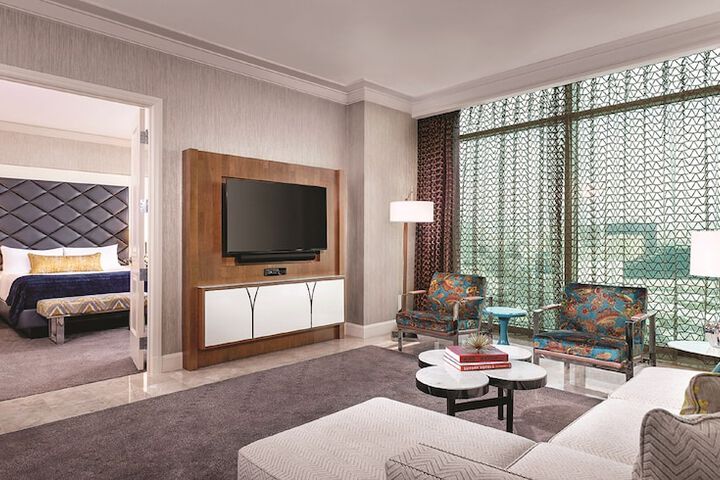 Room 9 of 70
