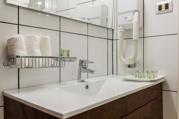 Clean Restrooms