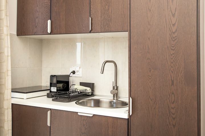 Private kitchenette