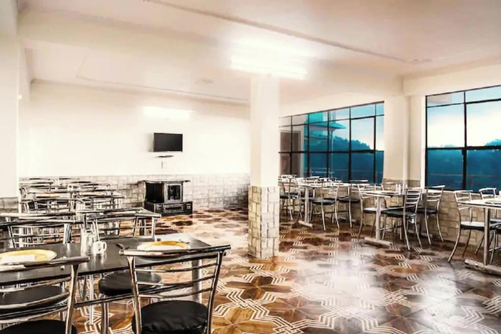 Dining 8 of 8