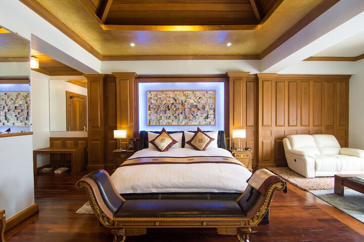 Room 34 of 181