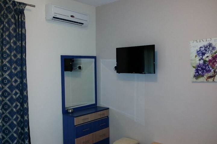 Room 3 of 19