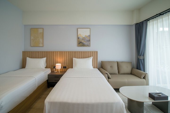 Room 22 of 66