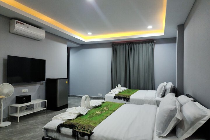 Room 38 of 65