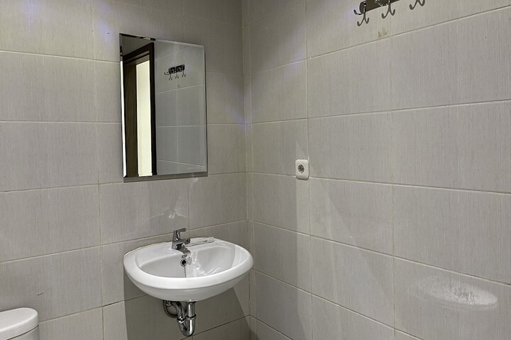 Room 7 of 15