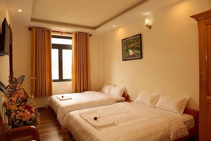 Room 3 of 19