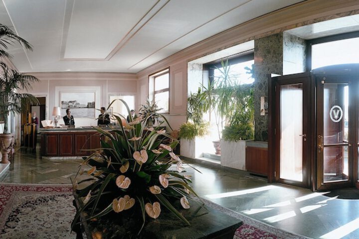 Lobby Photos