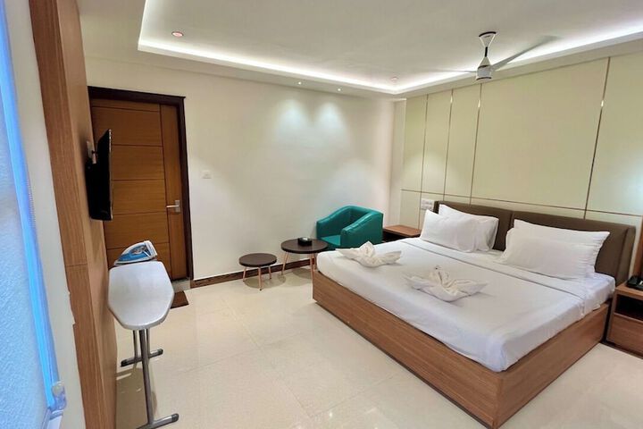 Room 38 of 97
