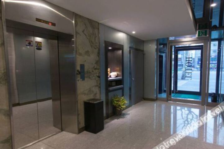 Hotel Interior 7 of 17