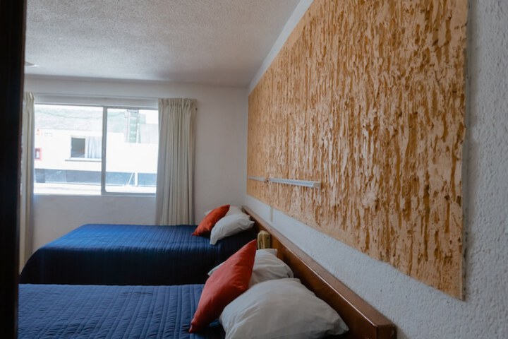 Room 16 of 45