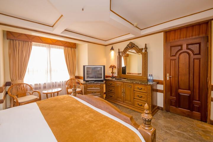 Room 29 of 174
