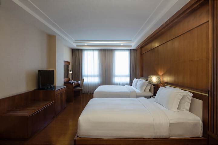 Room 9 of 52