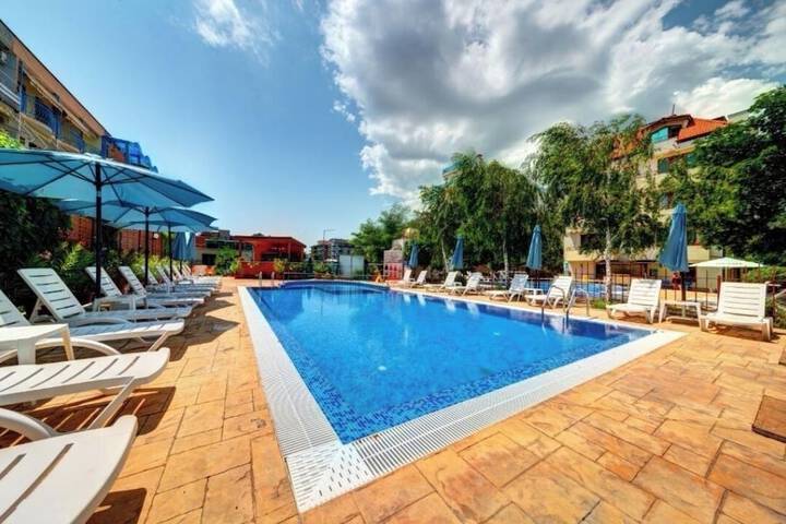 Pool 12 of 13