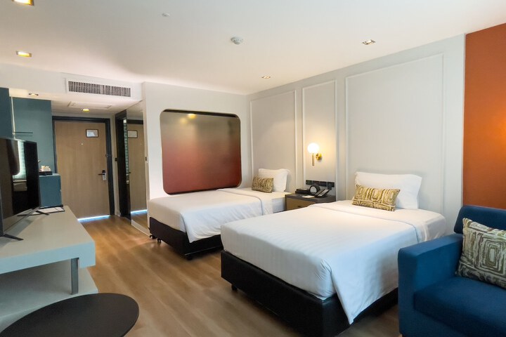Room 11 of 58