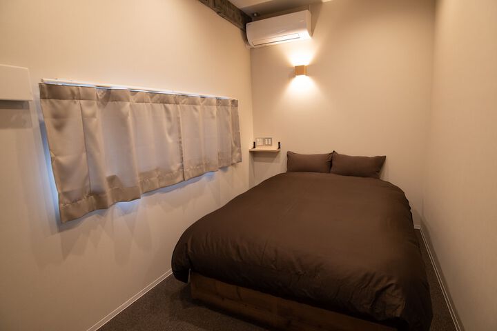 Room 21 of 50