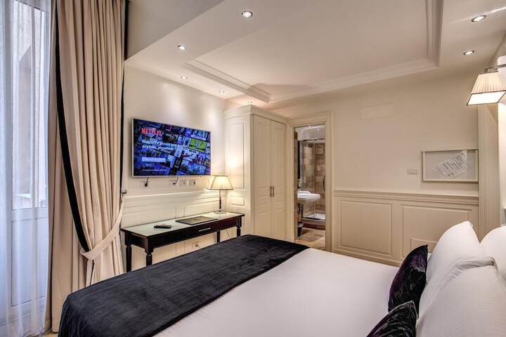 Room 27 of 48