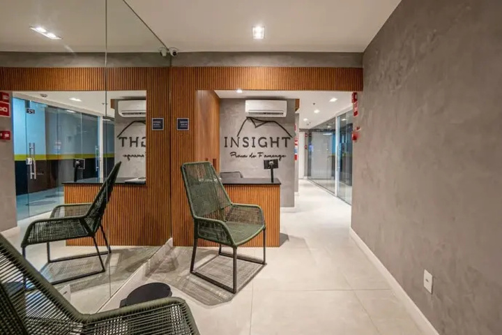 Room 7 of 10
