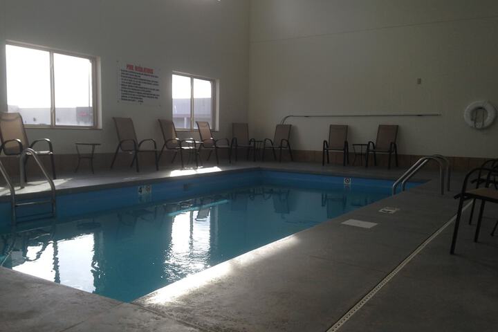 Pool 28 of 41