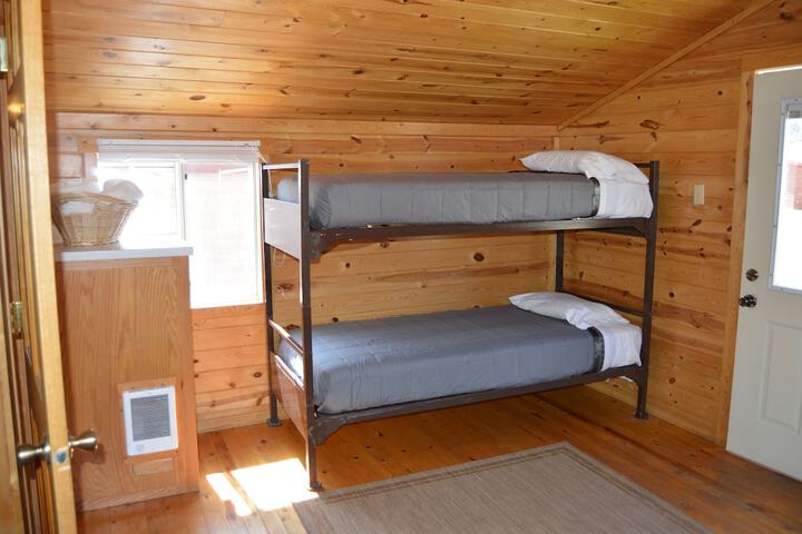 Room 7 of 109