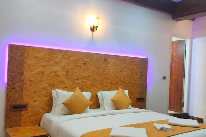Room 40 of 96