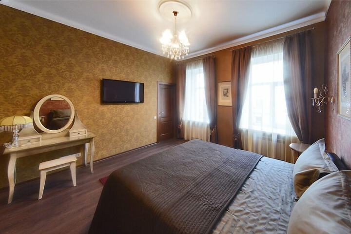 Room 22 of 43