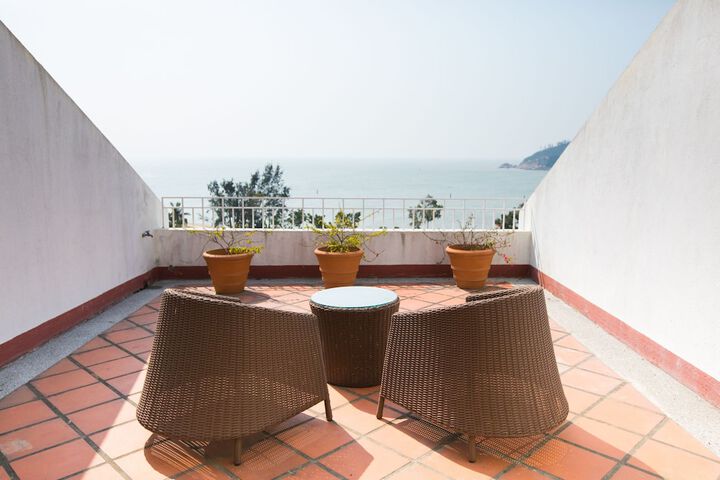 Terrace/Patio 19 of 38