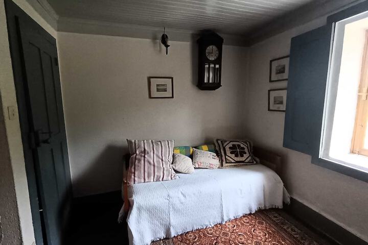 Room 21 of 41