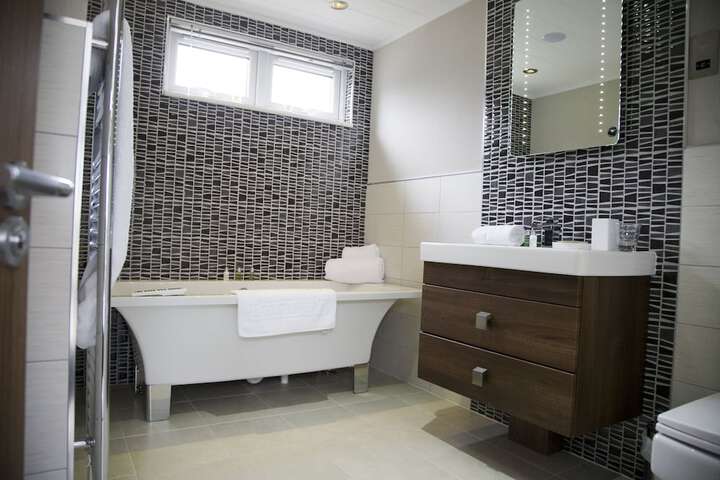 Room 72 of 162