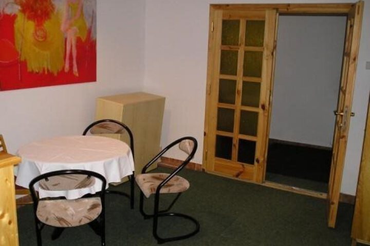 Room 2 of 14