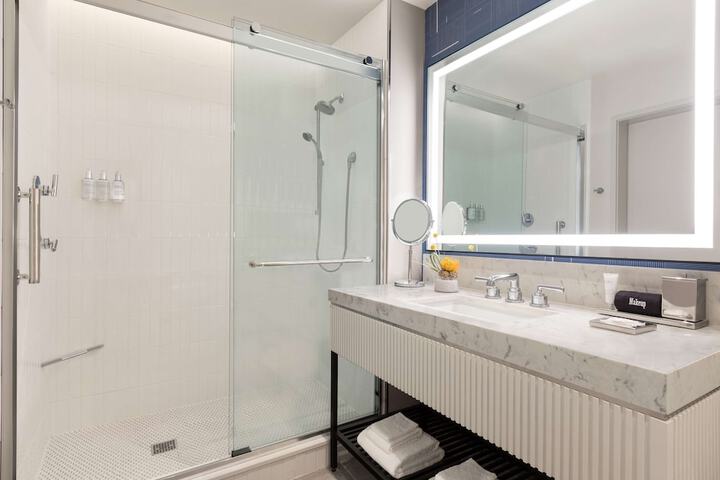 Bathroom shower