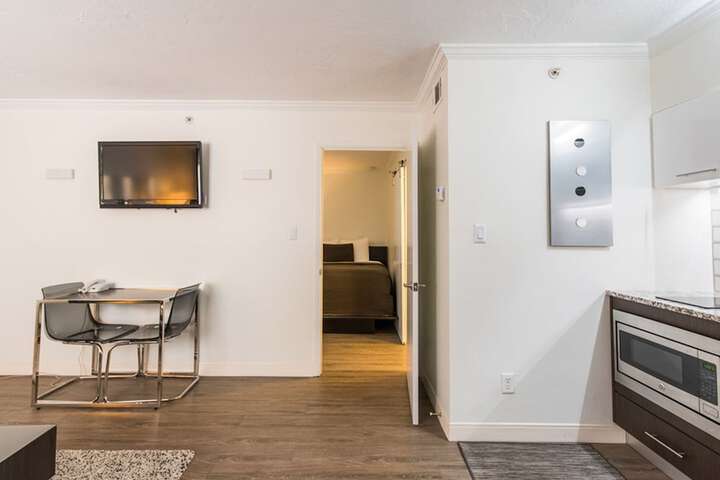 Room 12 of 30