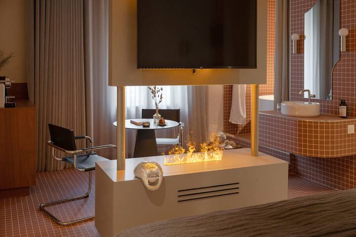 Hotel Interior 776 of 780