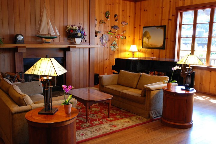 Hotel Interior 3 of 87