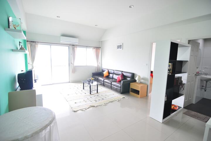 Room 9 of 21