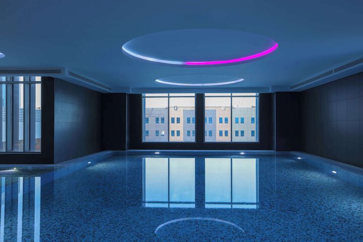 Pool 102 of 223